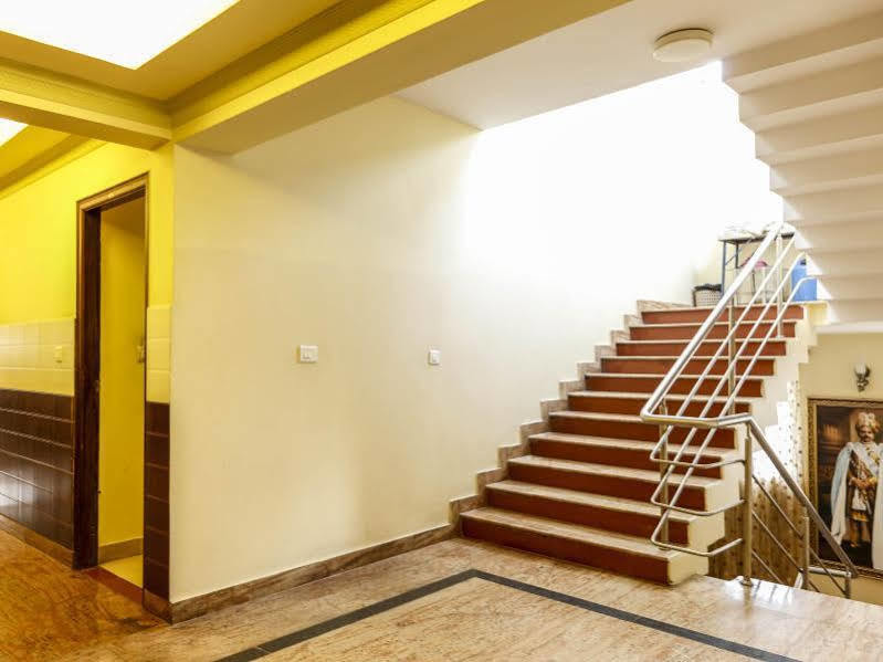 Treebo Trip Grand Regency Hotel Bangalore Exterior foto